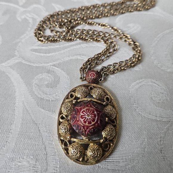 Vintage Celebrity N.Y. Moroccan Matrix Gold Tone Double Chain Necklace - Picture 2 of 8